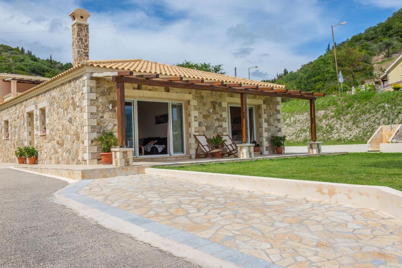 Villas Porto Kamini Afionas Corfu エクステリア 写真
